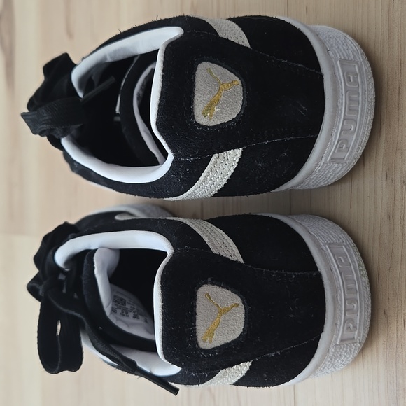 Puma Suede Classic Women, Black/White, Size 8.5 - Picture 4 of 6